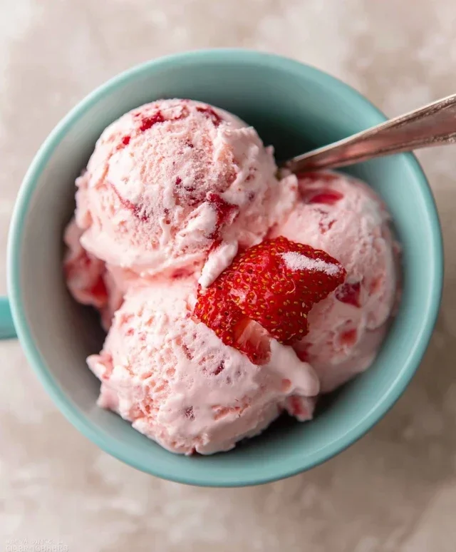 Homemade Strawberry Ice Cream