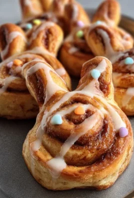 Easter Bunny Cinnamon Rolls