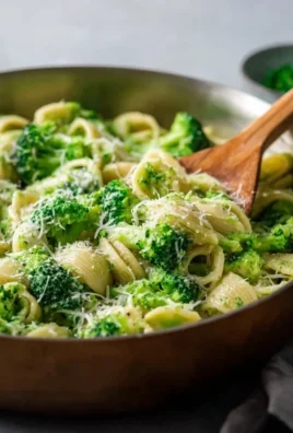 Light and Healthy Broccoli Pasta
