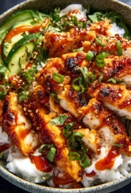 Spicy Honey-Gin Extract Extractger Chicken Bowls with Yum Yum Sauce